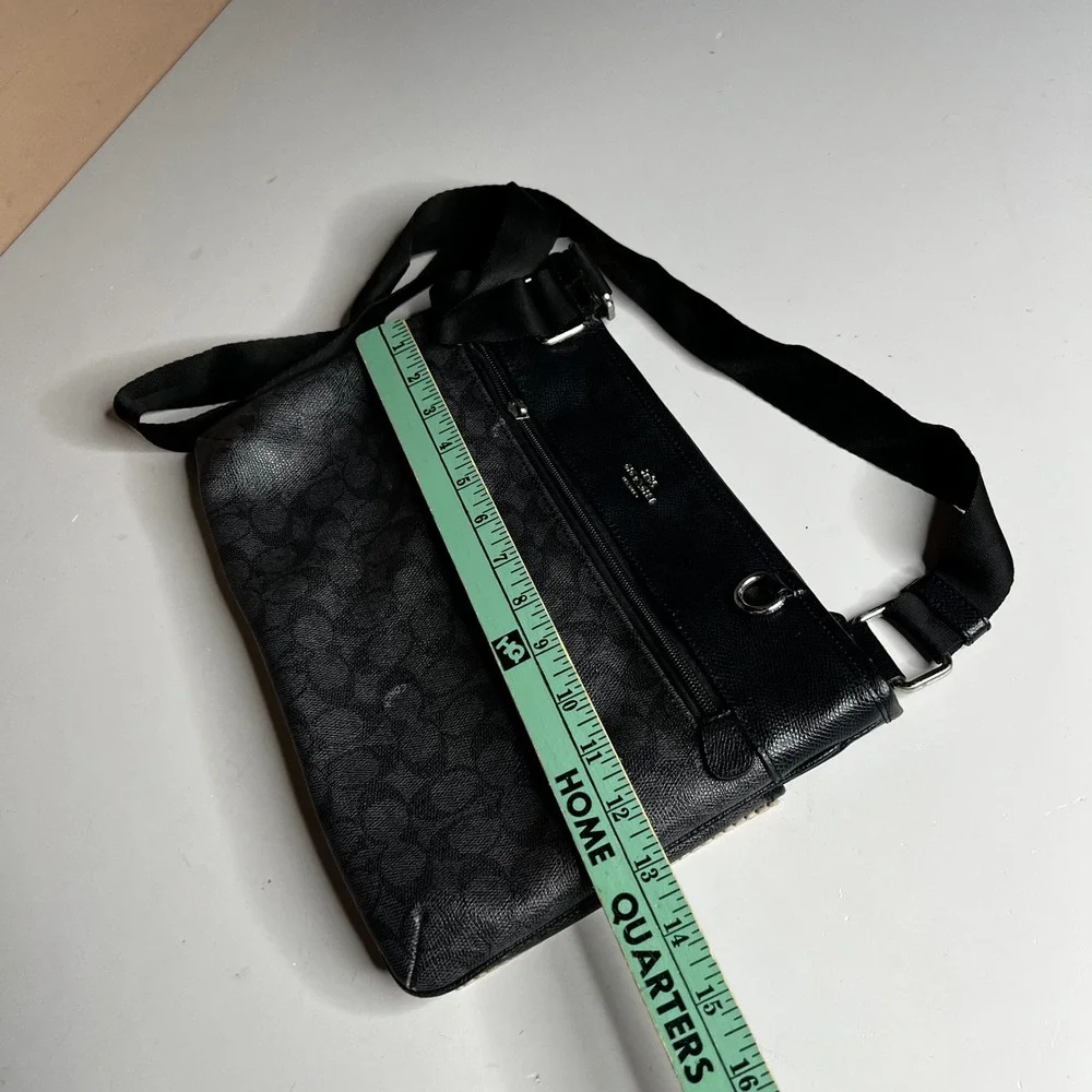 Coach Signature Canvas Crossbody Bag Charcoal Black F28456 Mens Messenger